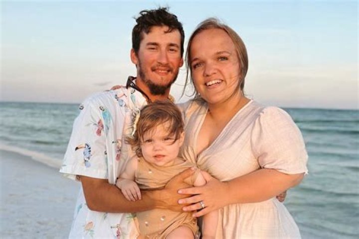 Celebrating The Arrival Of Elizabeth Johnston And Brice Bolden's Little Person Baby