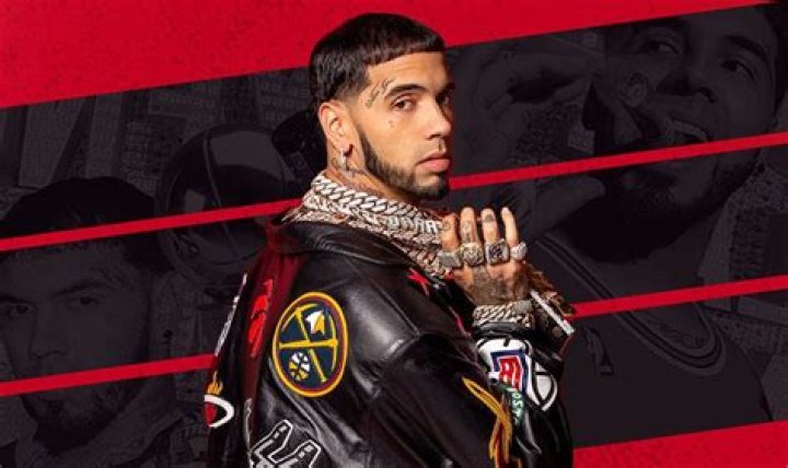 Discovering Anuel: How Tall Is Anuel?