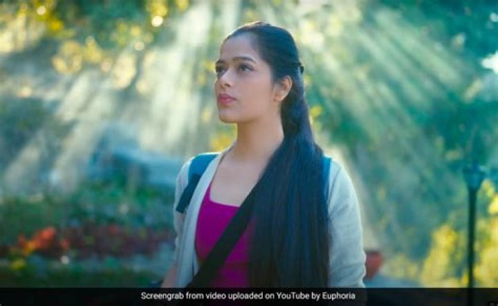 Exploring The Age Of Anthony Kiedis' Girlfriend: A Love Story Beyond Time