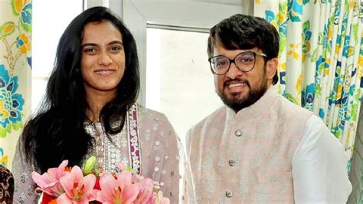 Sindhu Vee's Husband: A Glimpse Into Jakob Horder's World