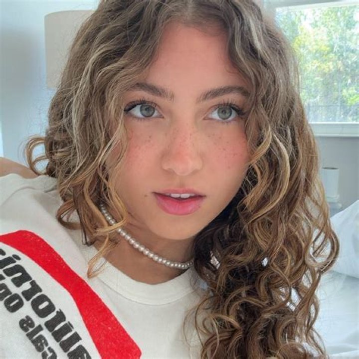 Unveiling The Legacy: Who Is Donna Sinatra Dalessandro?