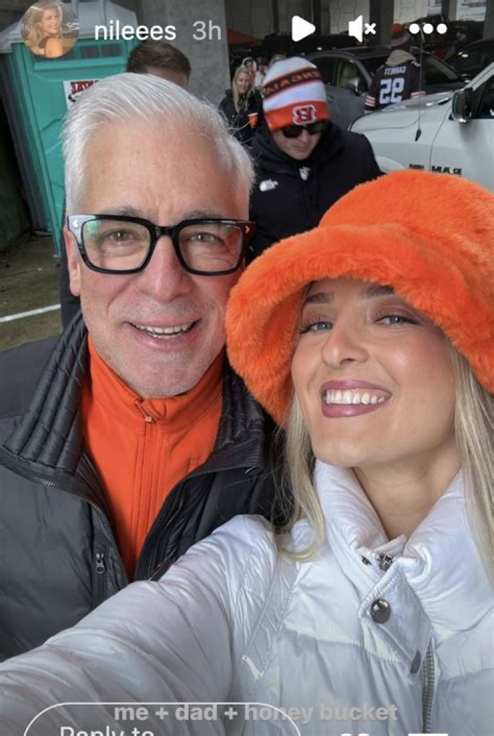 Unveiling The Mystery Of Anthony Kiedis's Girlfriend At 19