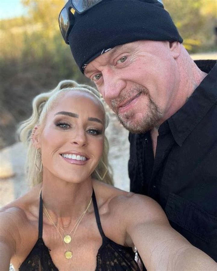 Unveiling The Mystery: Who Is The Undertaker's Wife?