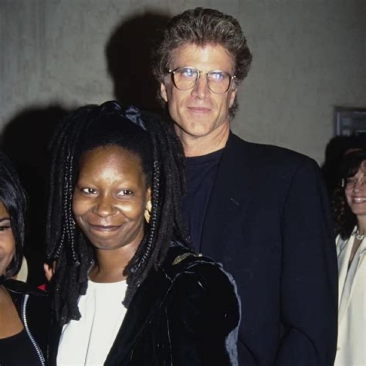 Whoopi Goldberg Relationships: A Picture Gallery