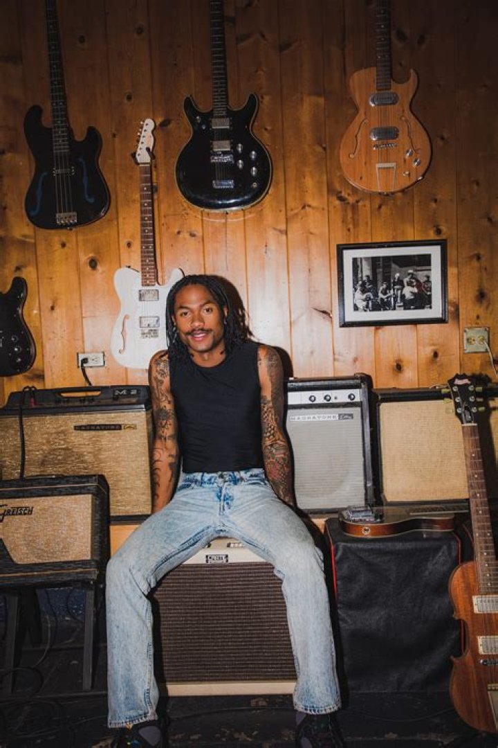 Zoe Kravitz And Steve Lacy: A Dynamic Duo In The Spotlight